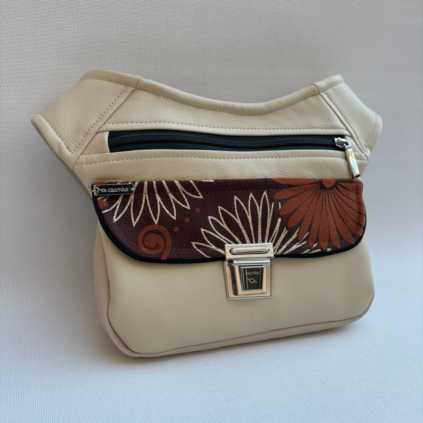 Riñonera Beige & Sweet Flowers + Bolsillo trasero · Polipiel · Pieza Única Núm. 16625