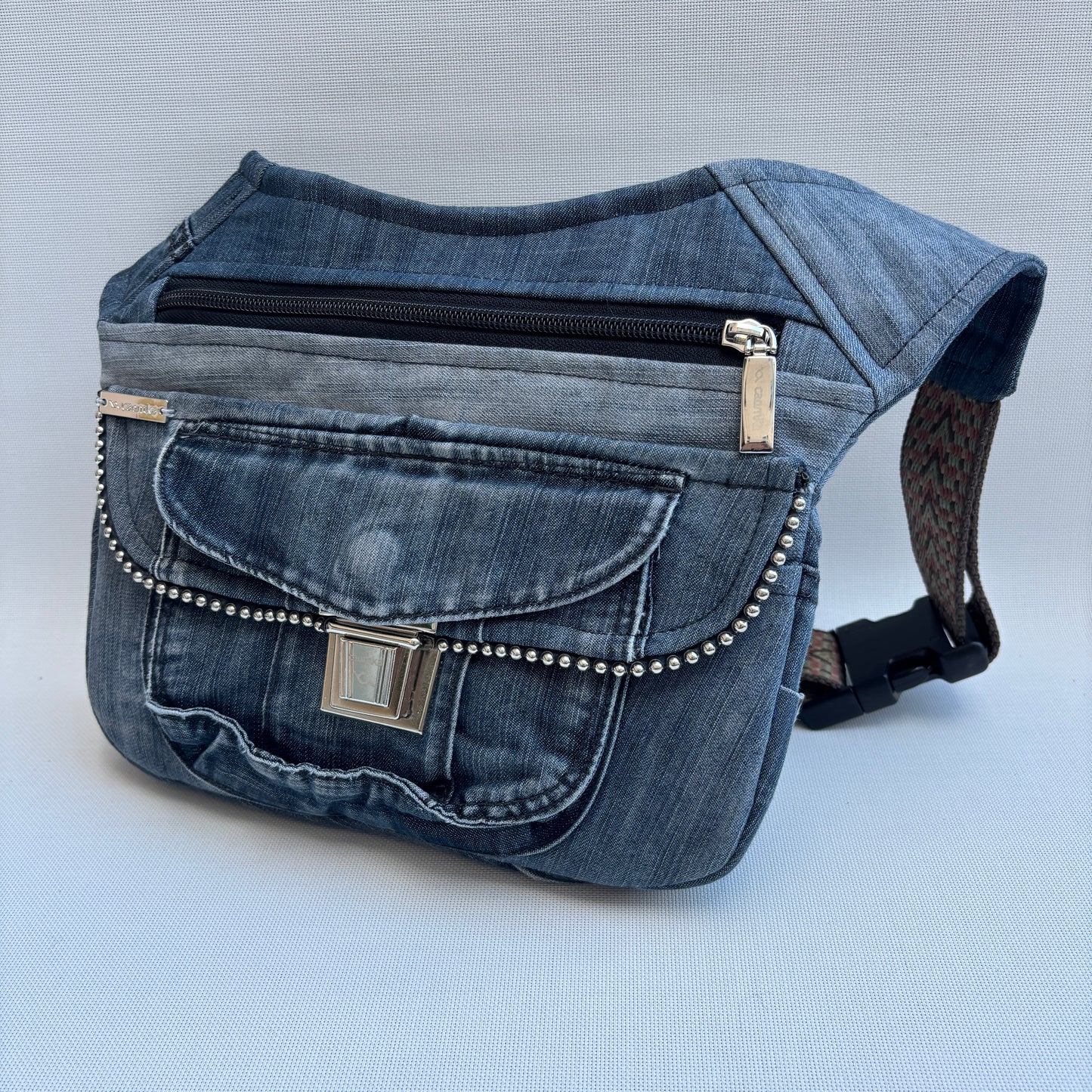 Riñonera "Special Top" ♻️ Jeans Recycled ♻️ · Pieza Única Núm. 17392