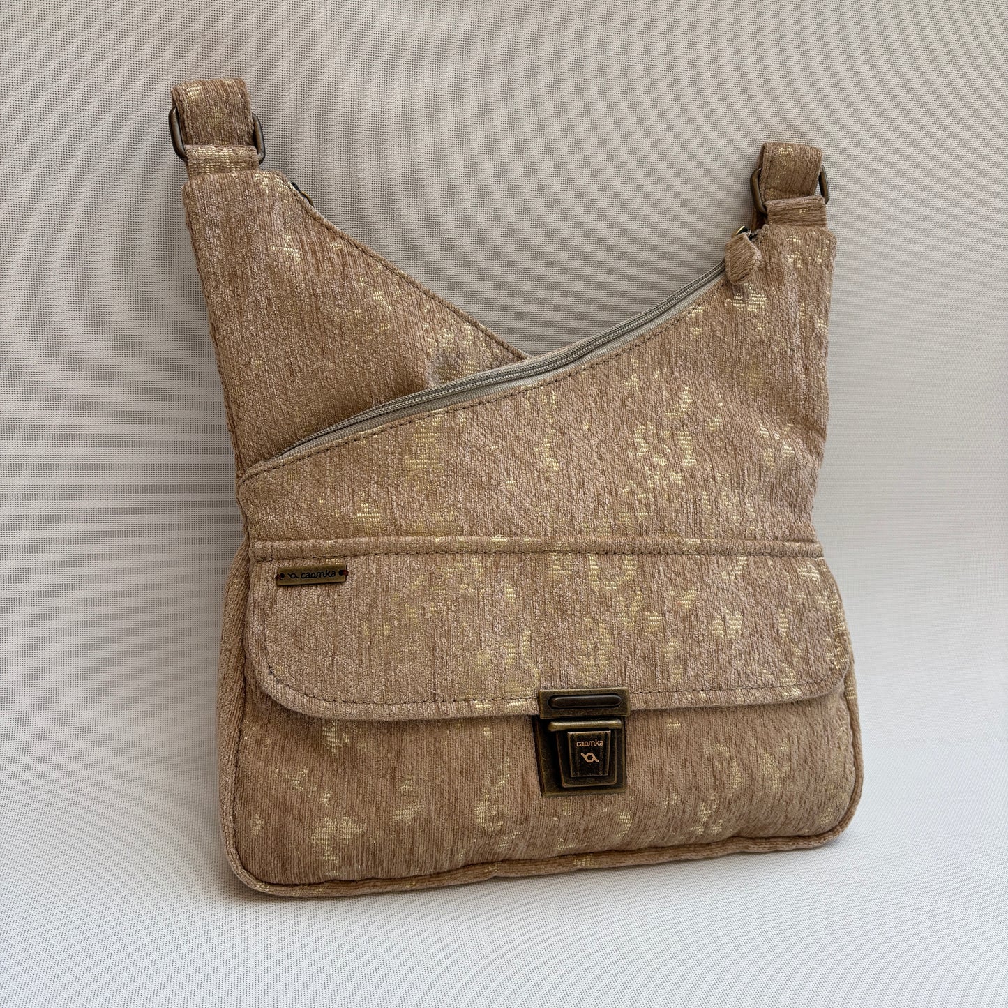Bolso Bandolera Súper Caomka "Golden Sand Glow" · Pieza Única Núm. 18814
