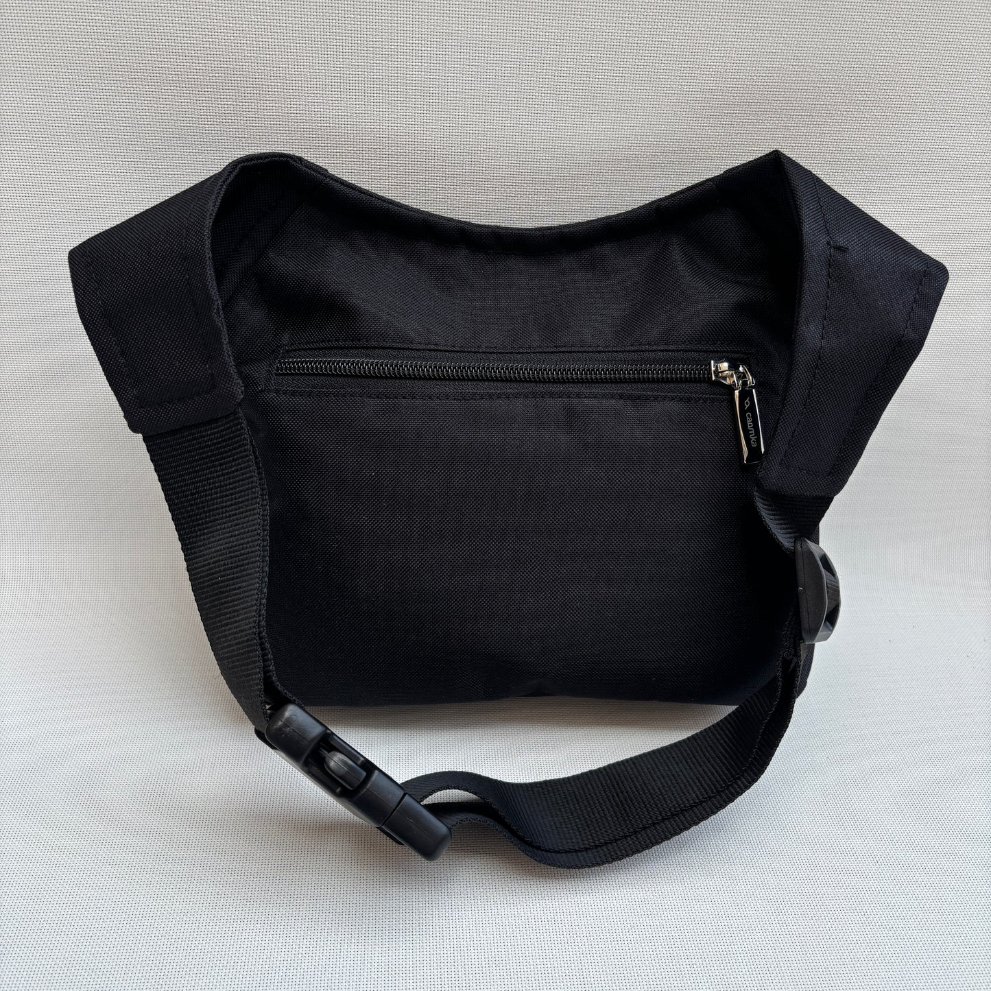 Special Black Contrast "Impermeable" + Bolsillo trasero · Pieza Única Núm. 17407