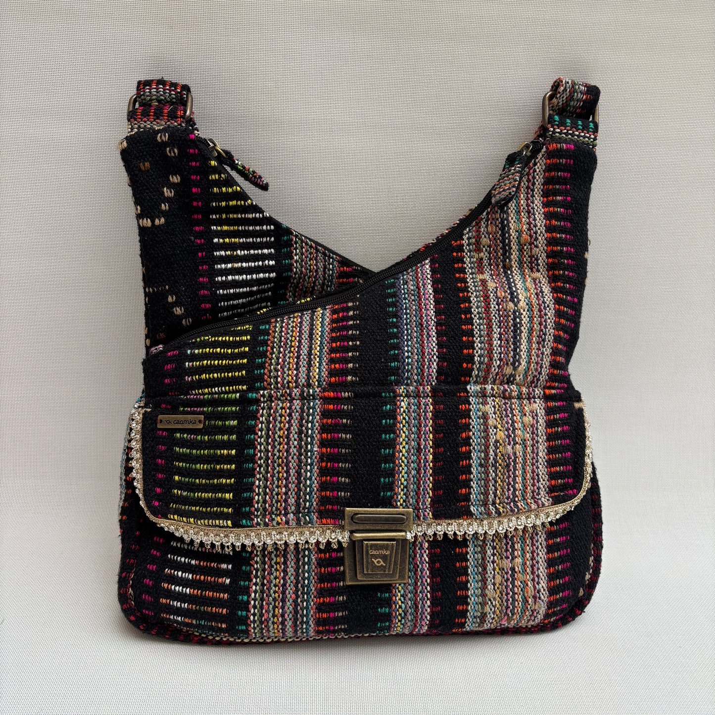 Bolso Bandolera Súper Caomka "Tribal Night Spark" · Pieza Única Núm. 18803