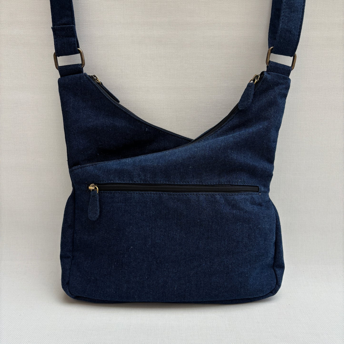 Bolso Bandolera Súper Caomka "Denim Rebel Soul" · Pieza Única Núm. 18799