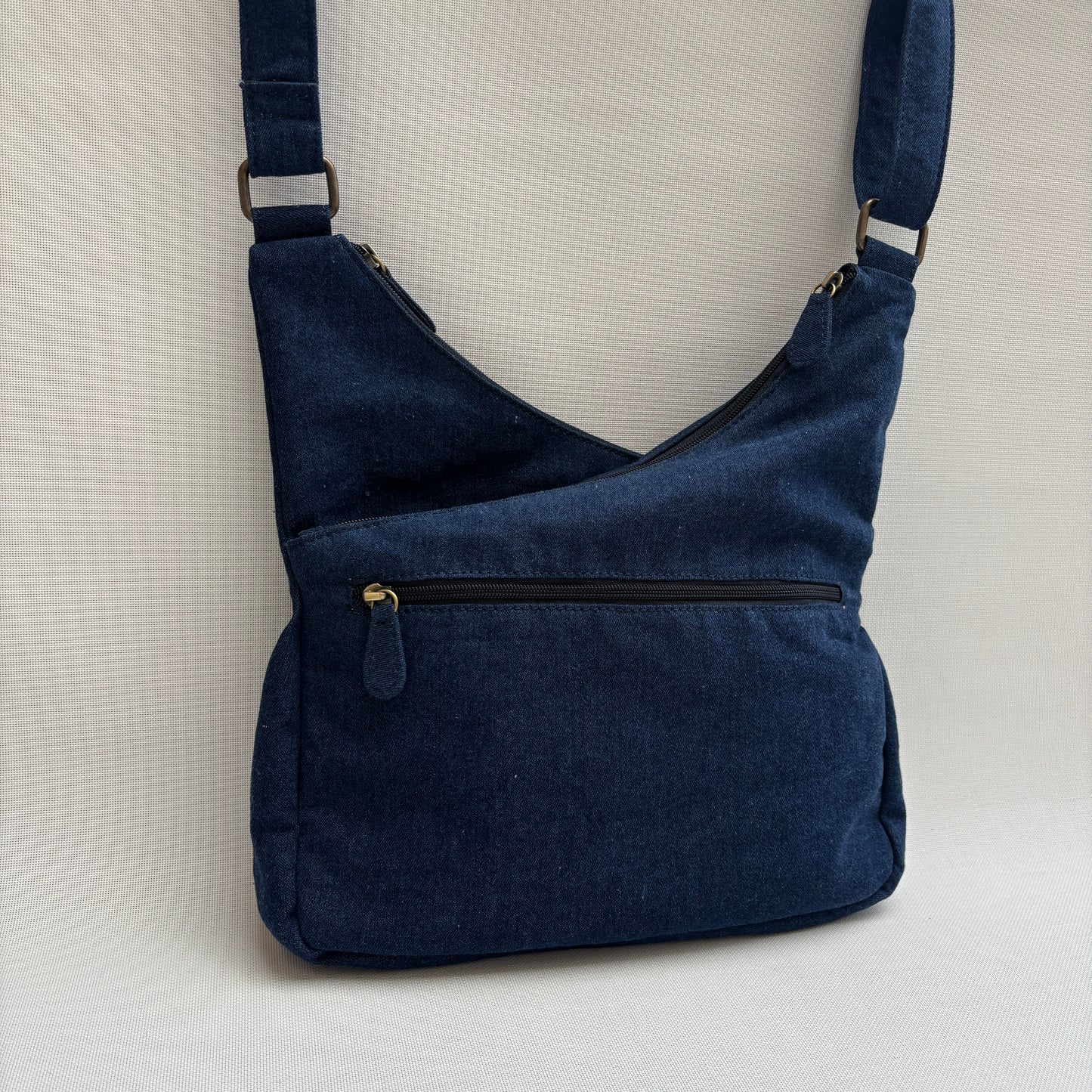 Bolso Bandolera Súper Caomka "Denim Rebel Soul" · Pieza Única Núm. 18799
