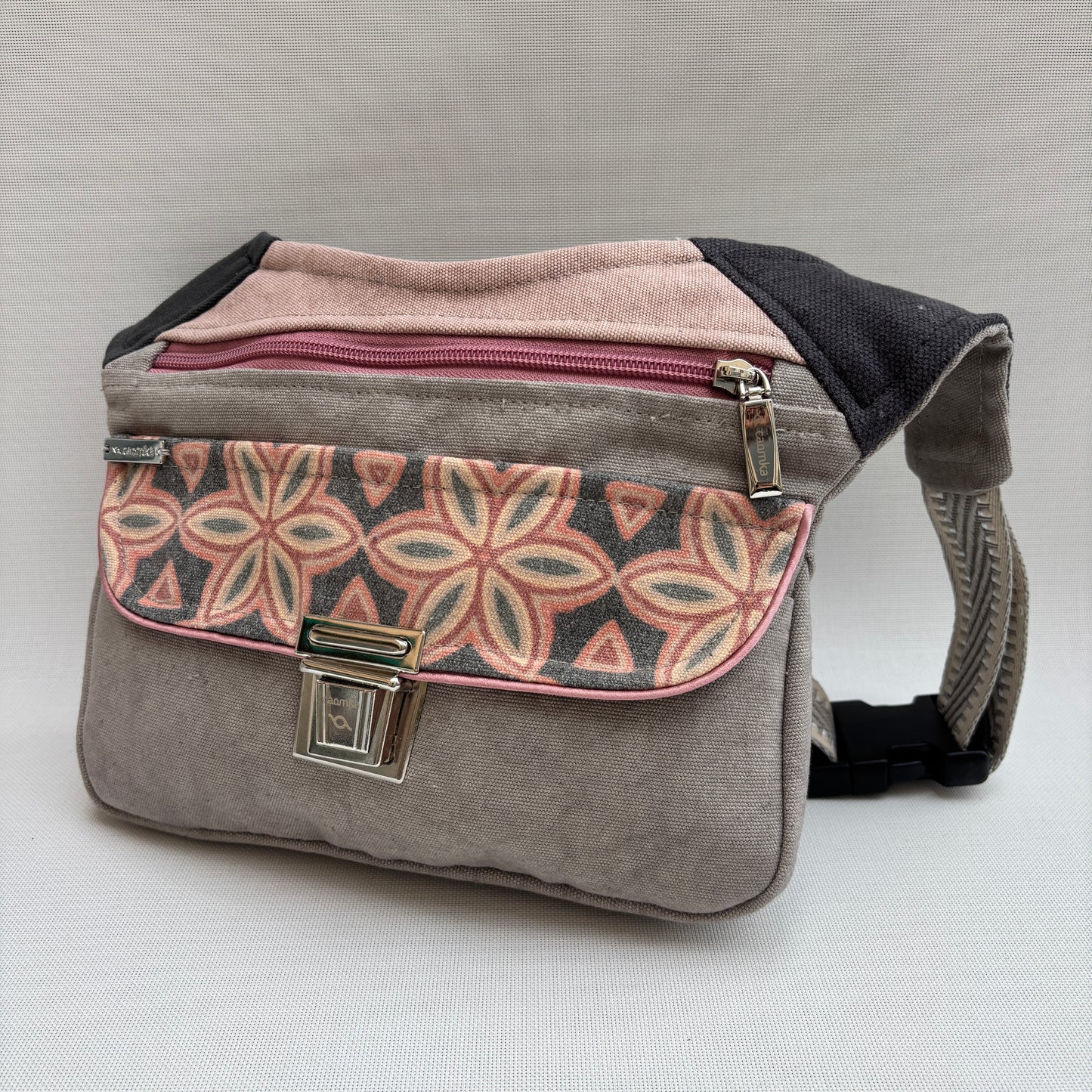 Riñonera "Mandalas Nepal Top" + Bolsillo trasero · Pieza Única Núm. 17387