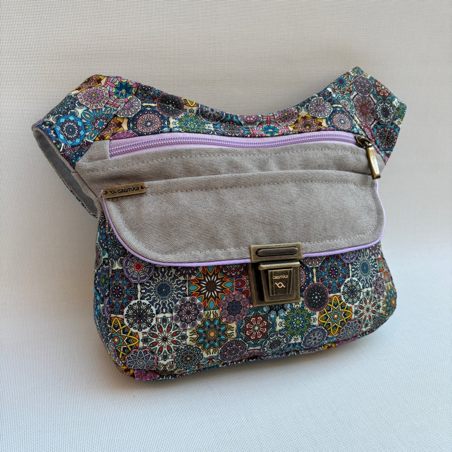 Riñonera "Special Mandalas Top" + Bolsillo trasero · Pieza Única Núm. 16610