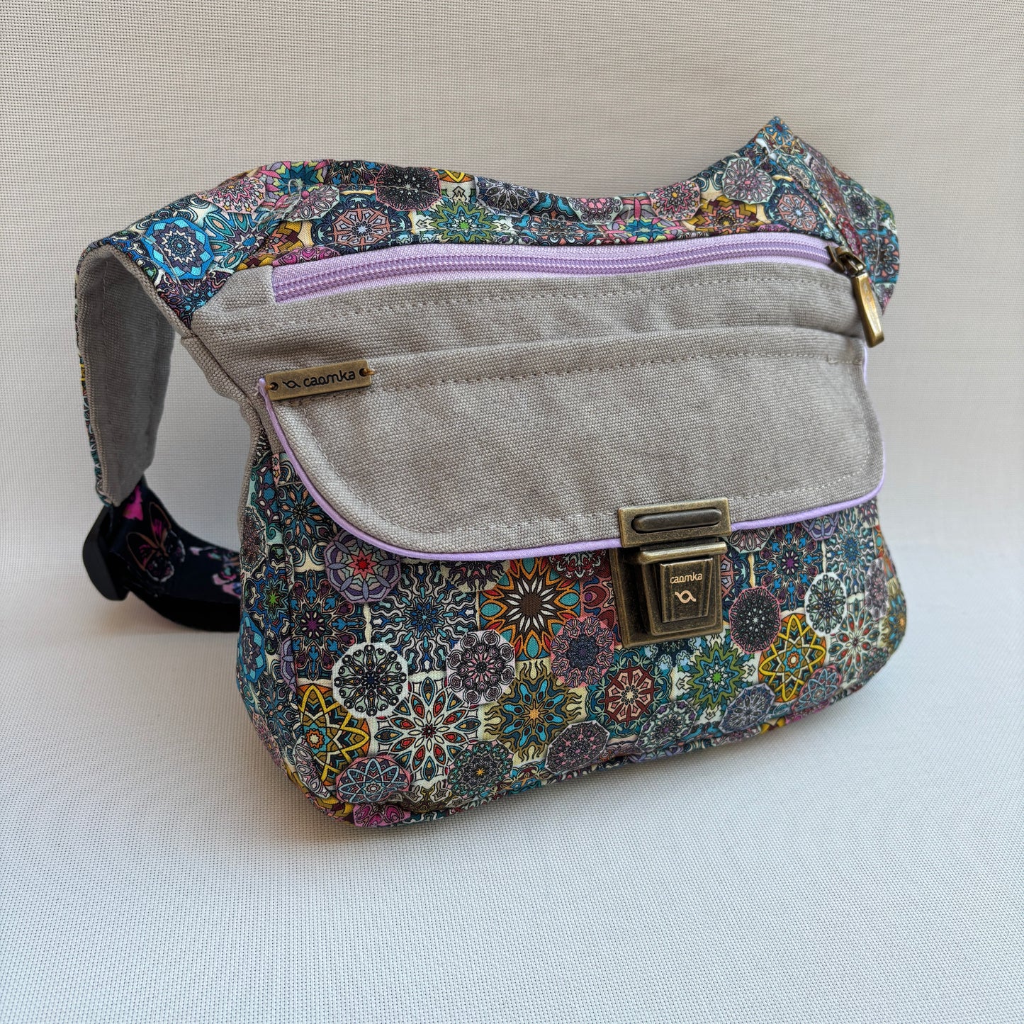 Riñonera "Special Mandalas Top" + Bolsillo trasero · Pieza Única Núm. 16610
