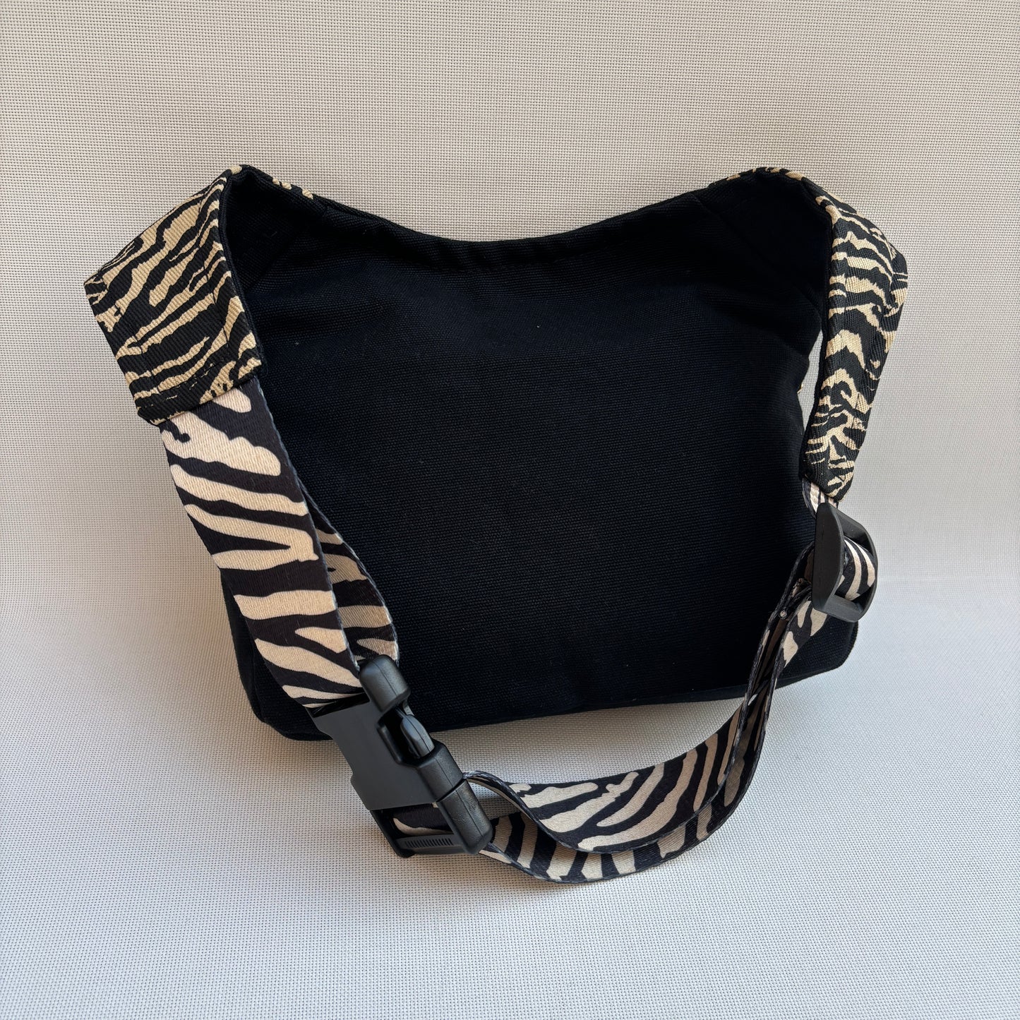 Riñonera Special Animal Print Top · Pieza Única Núm. 16648