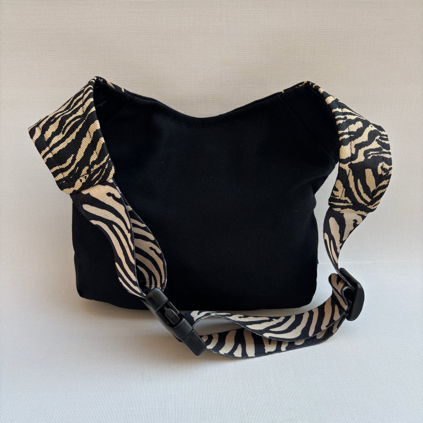 Riñonera Special Animal Print Top · Pieza Única Núm. 16649
