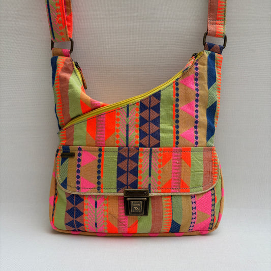 Bolso Bandolera Súper Caomka "Neon Tribal Jungle" · Pieza Única Núm. 18793