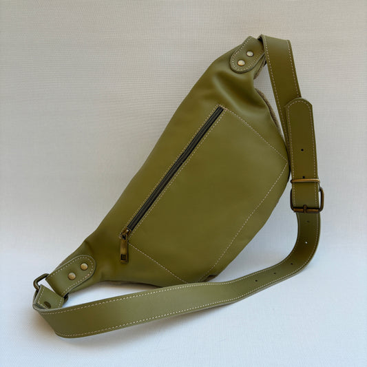 Retro Chic Watermelon Greens · Piel / Cuero · Pieza Exclusiva Núm. 15680