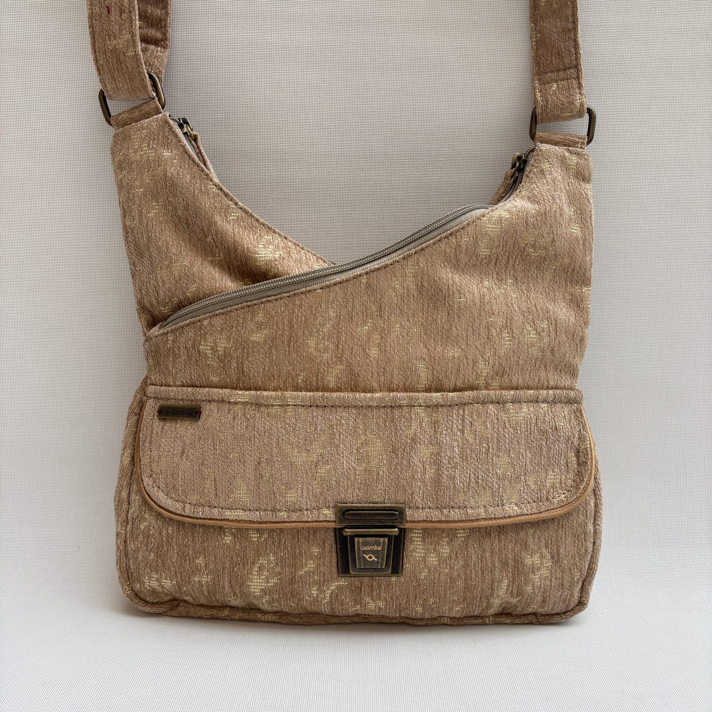 Bolso Bandolera Súper Caomka "Golden Sand Glow" · Pieza Única Núm. 18791