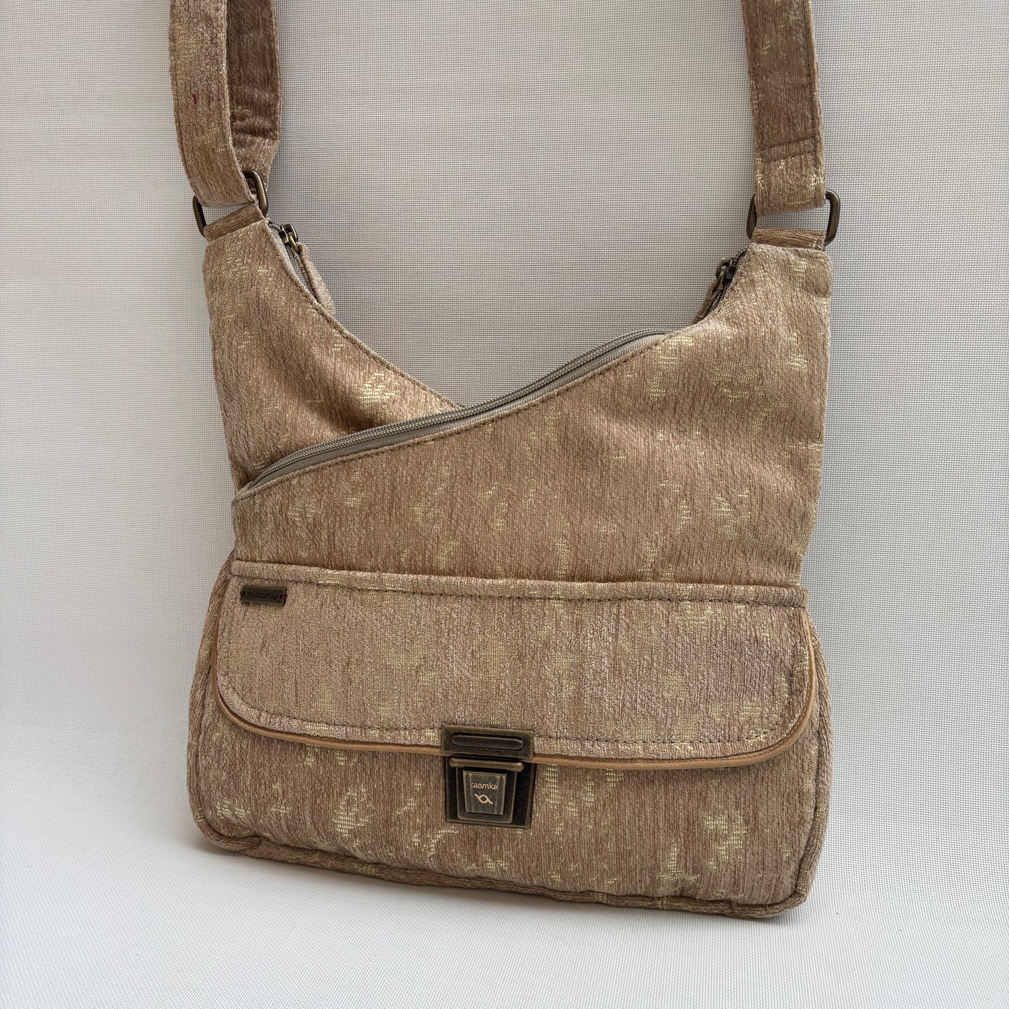 Bolso Bandolera Súper Caomka "Golden Sand Glow" · Pieza Única Núm. 18791