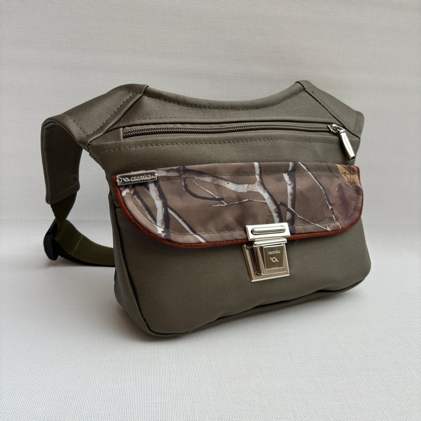 Riñonera "Autumn Green" + Bolsillo trasero · Polipiel · Pieza Única Núm. 18187