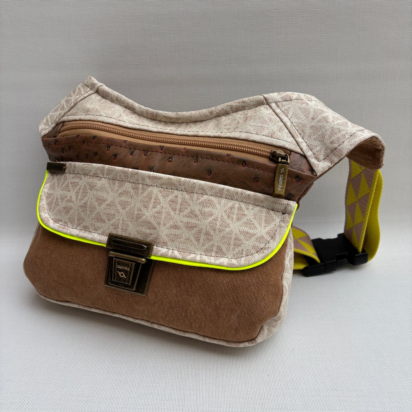 Riñonera "Elegant Patchwork Top" + Bolsillo trasero · Polipiel · Pieza Única Núm. 18310