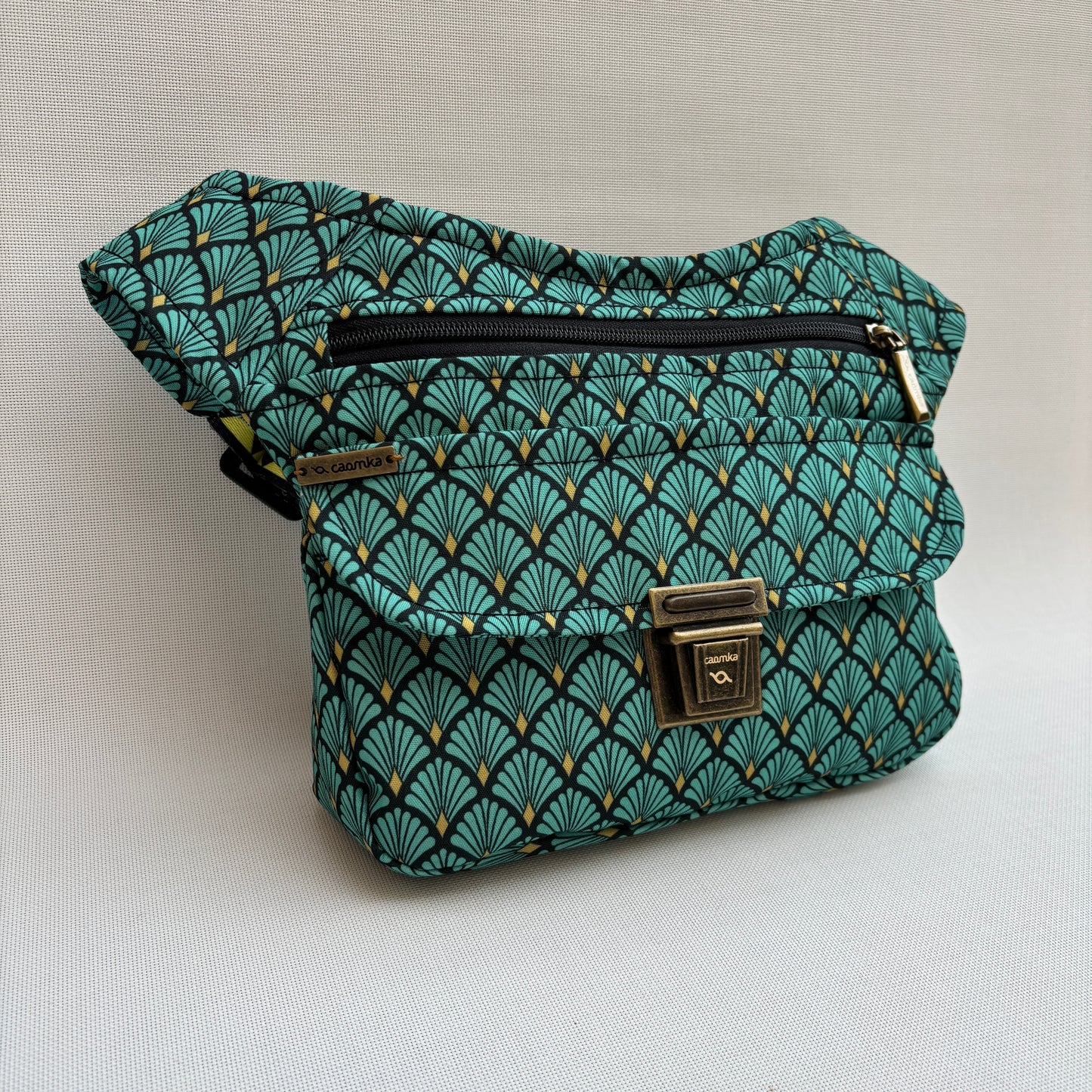 Special Persian Top + Bolsillo trasero · Impermeable · Pieza Exclusiva Núm. 16617
