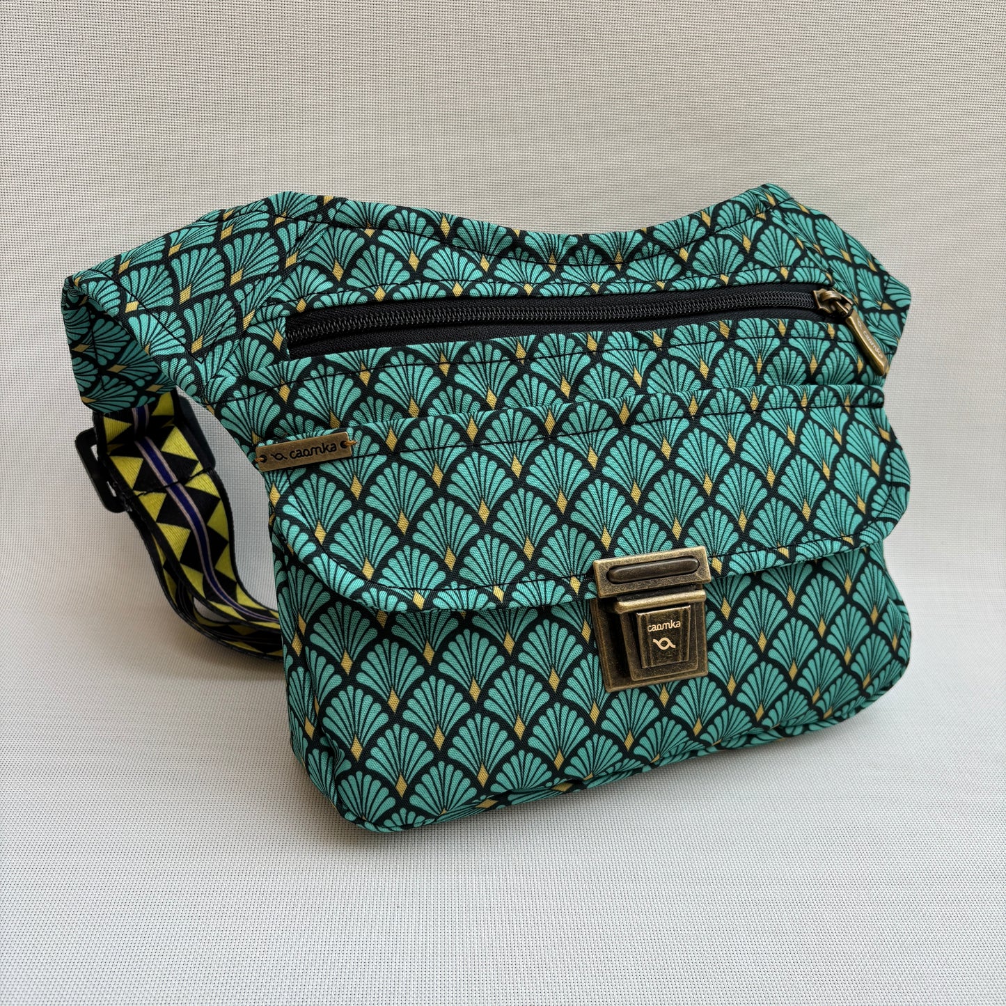 Special Persian Top + Bolsillo trasero · Impermeable · Pieza Exclusiva Núm. 16617
