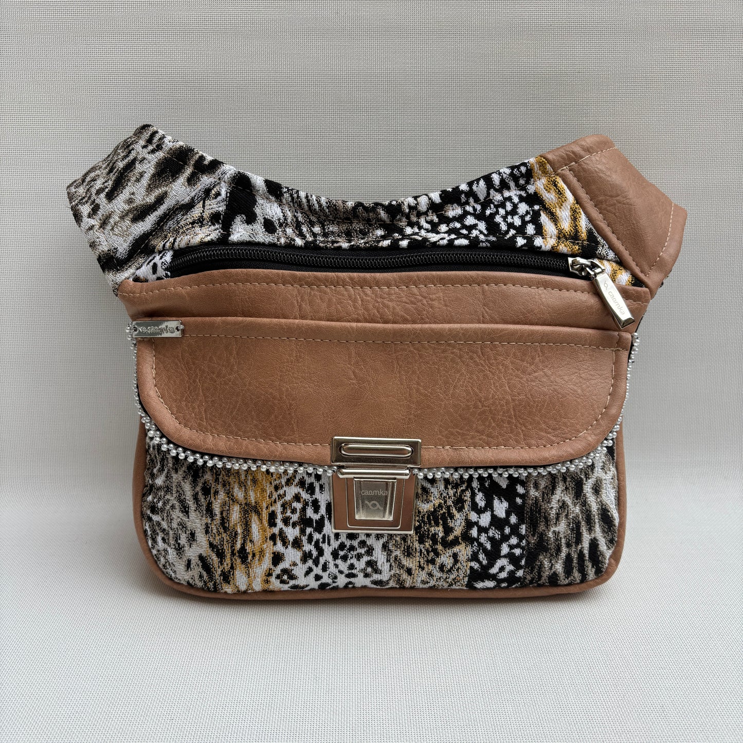Riñonera "Elegant Animal Print Top" · Polipiel · Pieza única Núm. 18309
