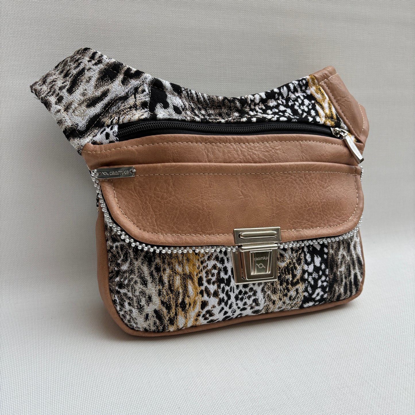 Riñonera "Elegant Animal Print Top" · Polipiel · Pieza única Núm. 18309