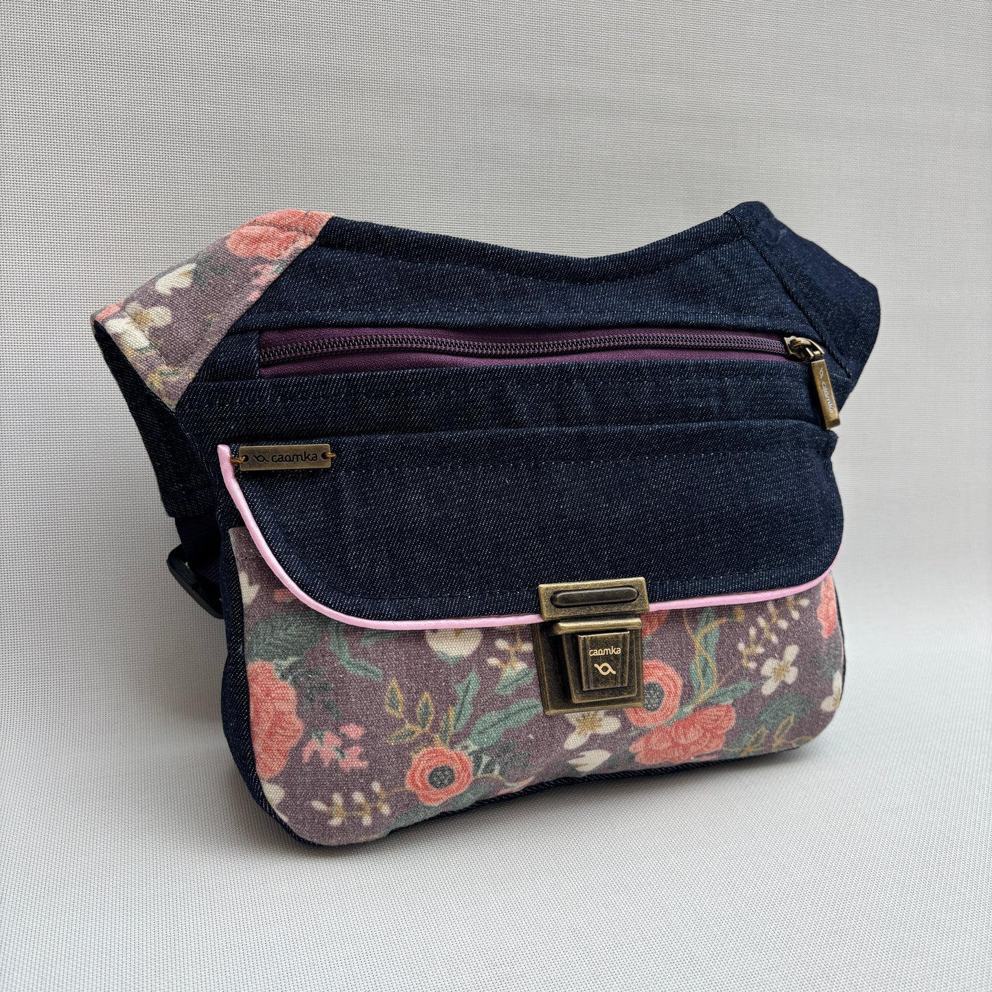 Riñonera "Rosas Nepal Jeans" · Pieza Única Núm. 17374