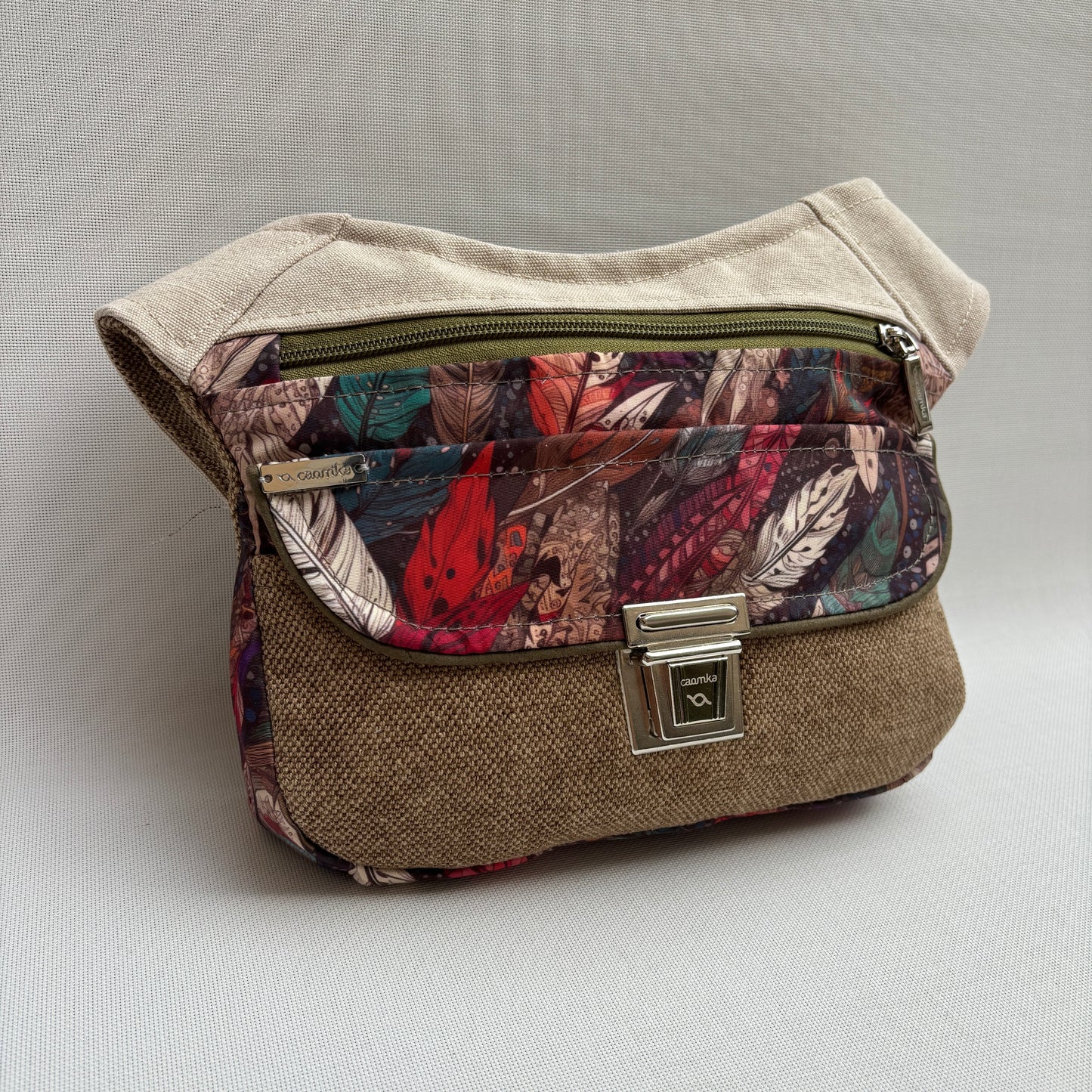 Riñonera "Special Wild Feathers" · Pieza Única Núm. 18219