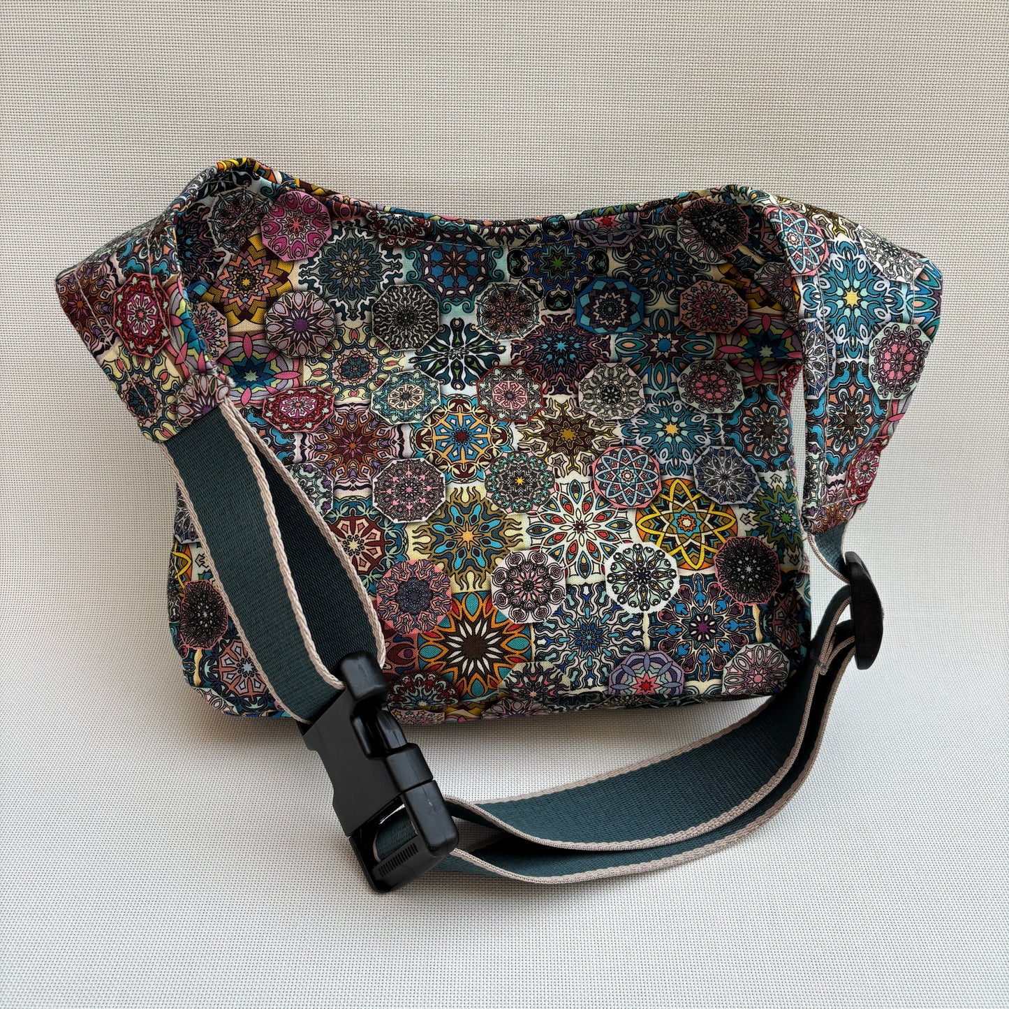 Riñonera "Special Mandalas Top" · Pieza Única Núm. 16624