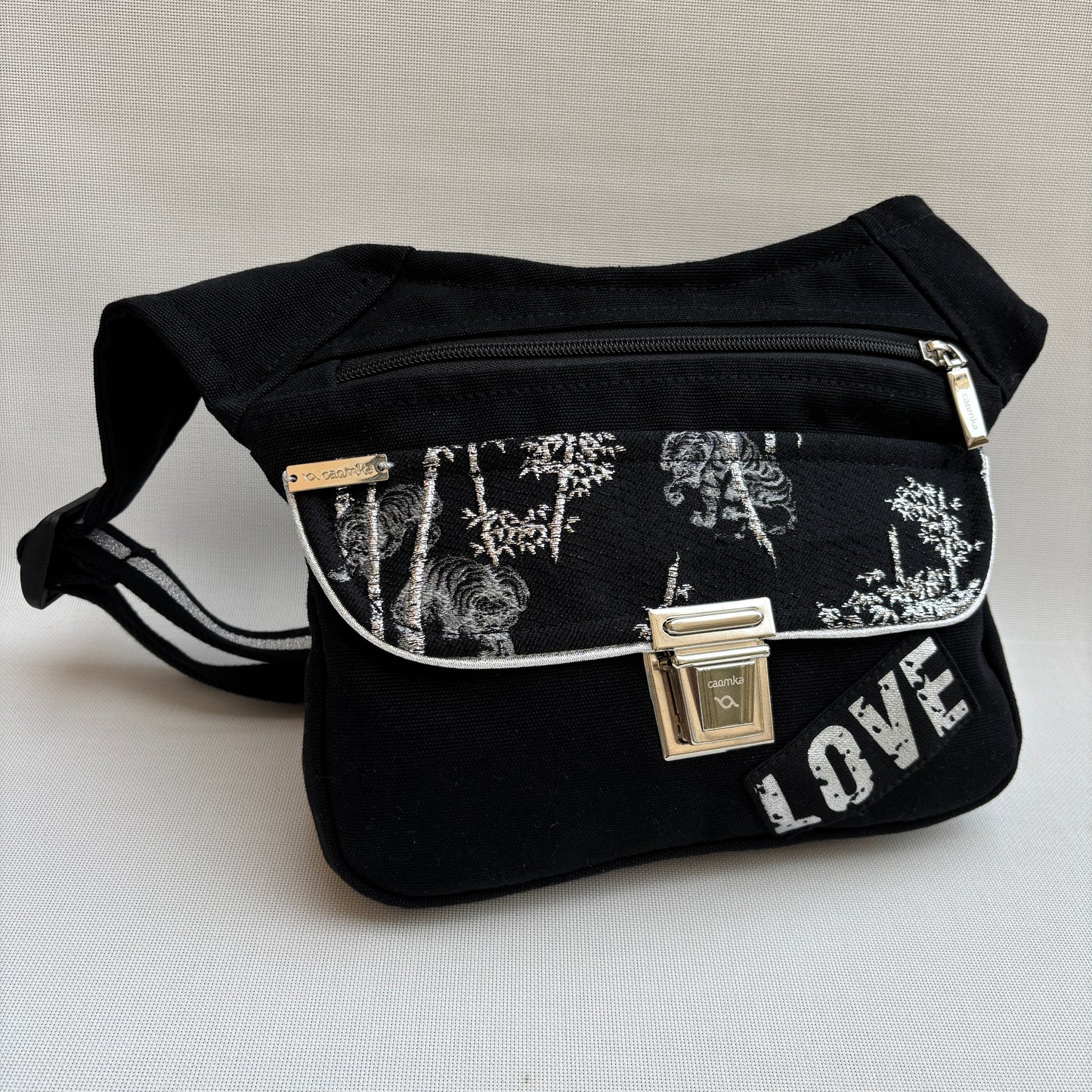 Riñonera "Love & Tiger" + Bolsillo trasero · Pieza Única Núm. 16622