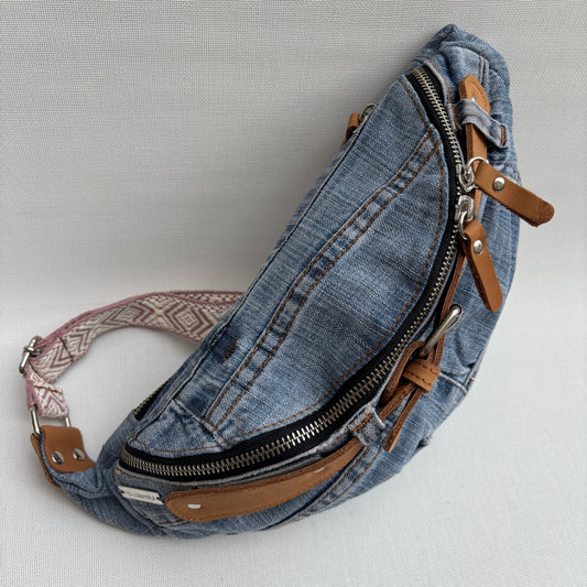 Riñonera RetroChic “Belt Edition” ♻️ Jeans Recycled ♻️ · Edición Limitada · Pieza Única Núm. 18124