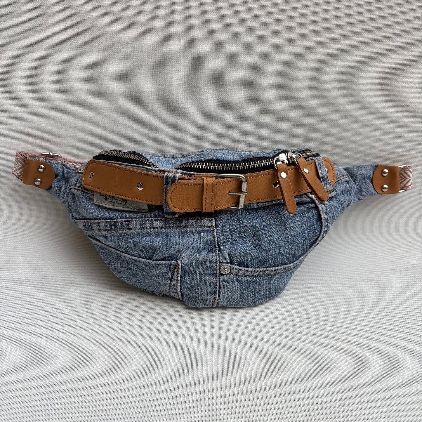 Riñonera RetroChic “Belt Edition” ♻️ Jeans Recycled ♻️ · Edición Limitada · Pieza Única Núm. 18124