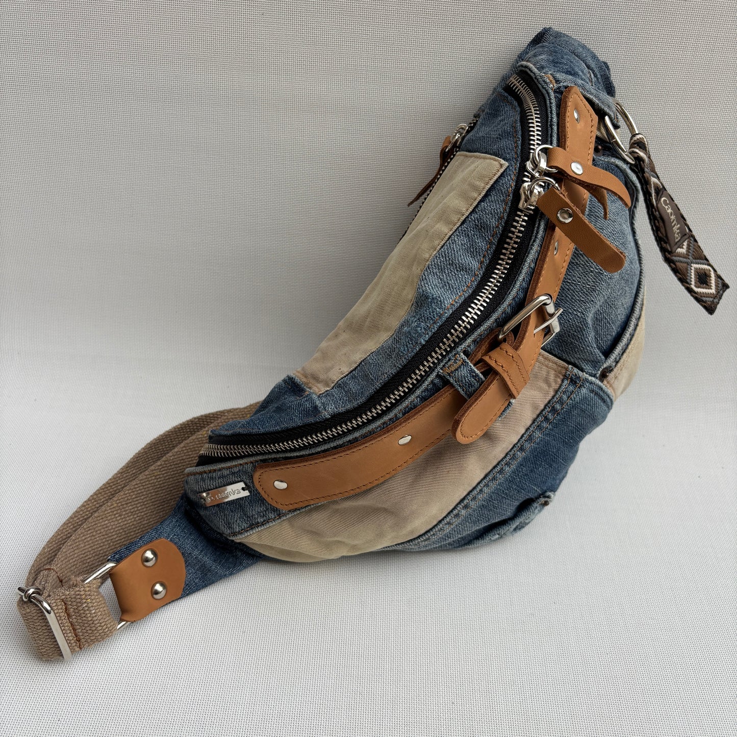 Riñonera RetroChic “Belt Edition” ♻️ Jeans Recycled ♻️ · Edición Limitada · Pieza Única Núm. 18125