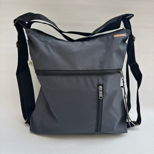 Mochila - Bolso - Tote Bag - Impermeable · Mutifunción · "Nepal" Color Gris Oscuro · Súper ligera · Pieza 17405