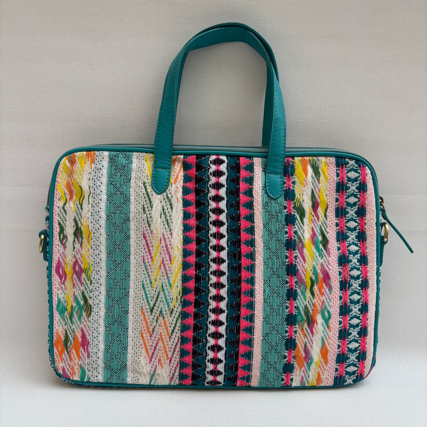 Bolso Porta Portátil “Tribe Aqua Joy" · Pieza Única Núm. 18918