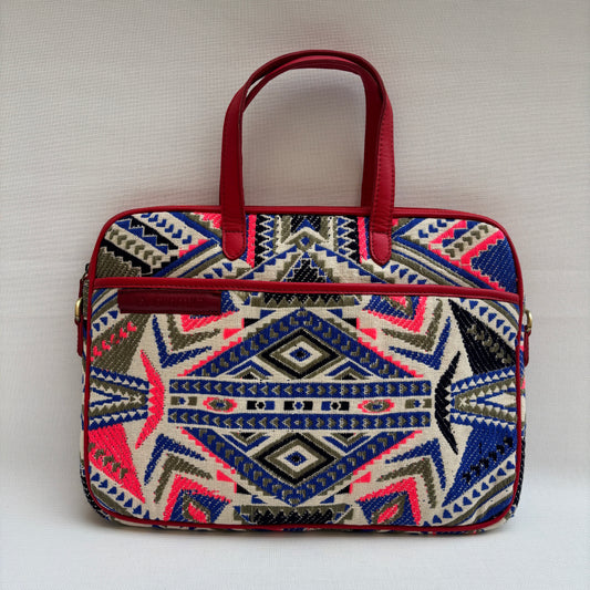 Bolso Porta Portátil “Aztec Red Spirit" · Pieza Única Núm. 18916