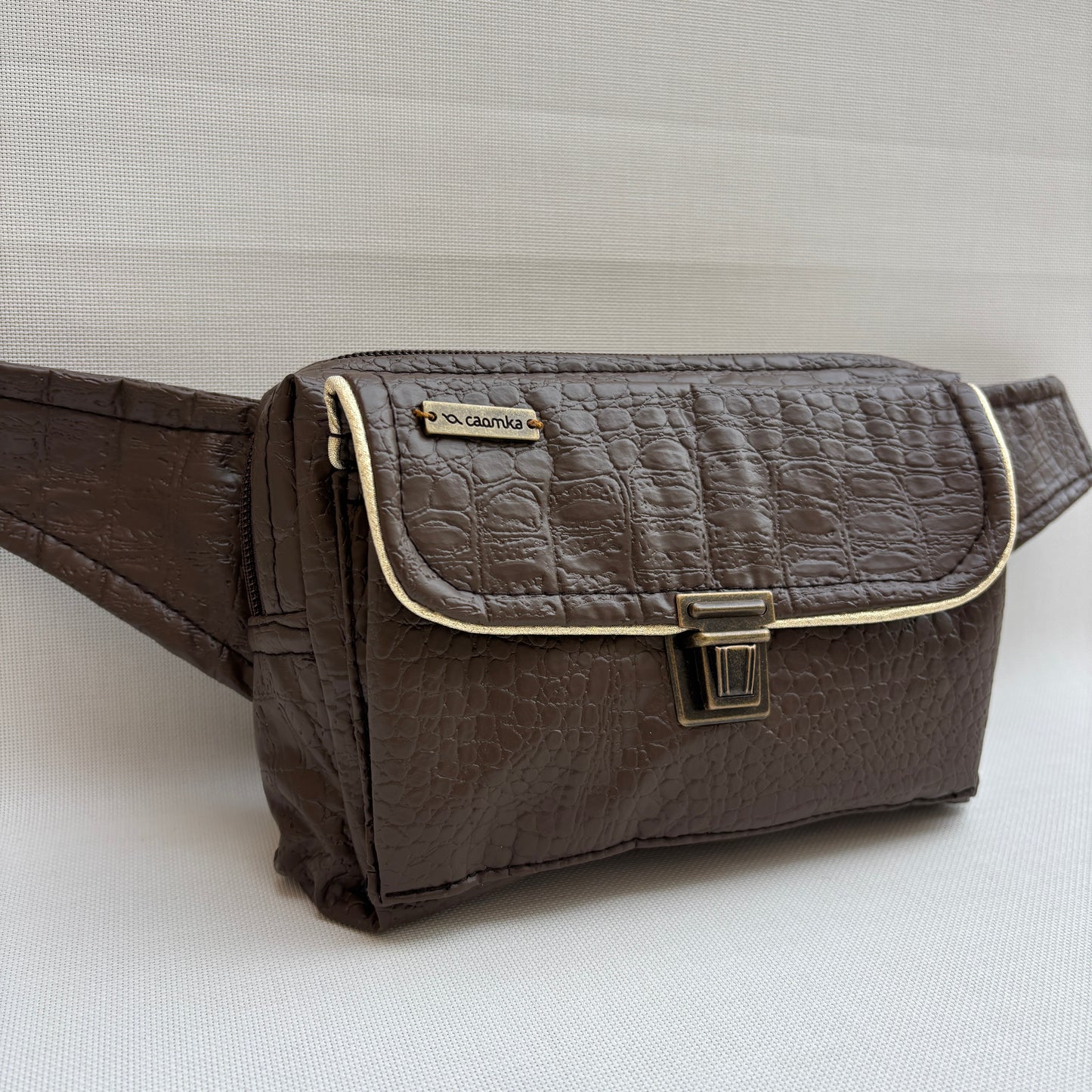 Riñonera Urban "Elegant Brown" · Polipiel · Pieza Única Núm. 18907