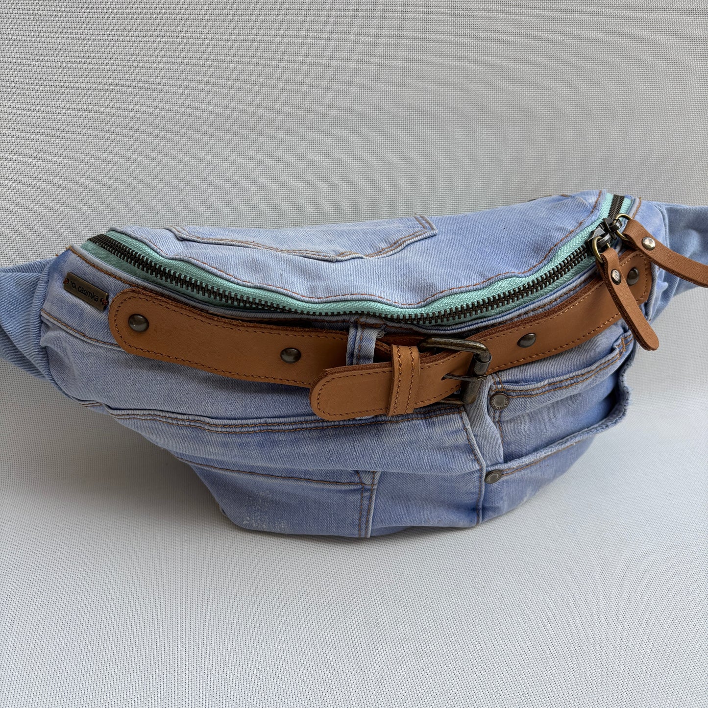 Riñonera RetroChic “Belt Edition” ♻️ Jeans Recycled ♻️ · Edición Limitada · Pieza Única Núm. 18201