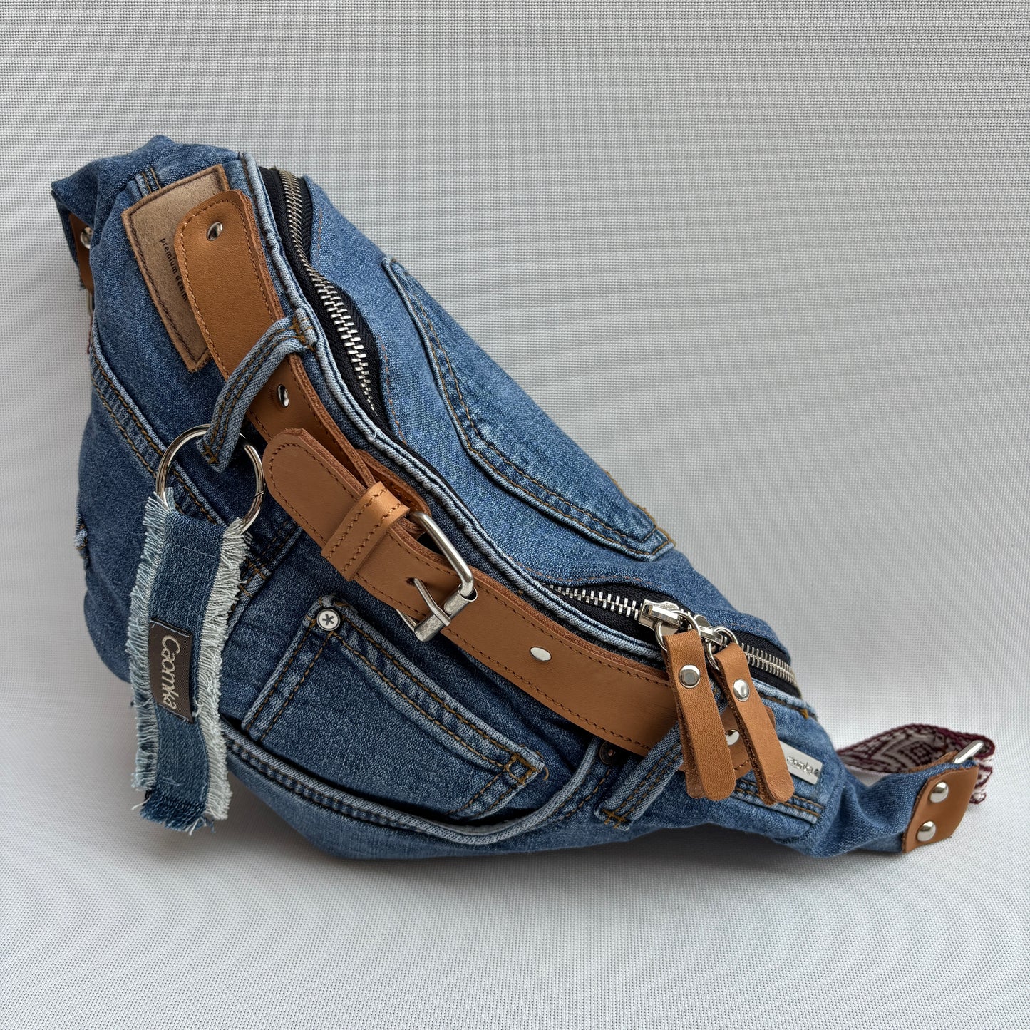 Riñonera RetroChic “Belt Edition” ♻️ Jeans Recycled ♻️ · Edición Limitada · Pieza Única Núm. 18202