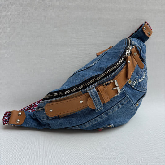 Riñonera RetroChic “Belt Edition” ♻️ Jeans Recycled ♻️ · Edición Limitada · Pieza Única Núm. 18200