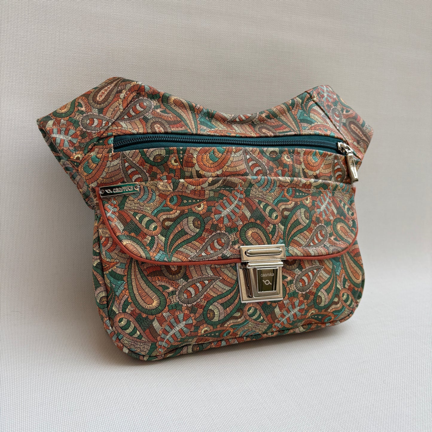 Riñonera "Special Cachemir Fantasy Top" · Polipiel · Pieza Única Núm. 16661