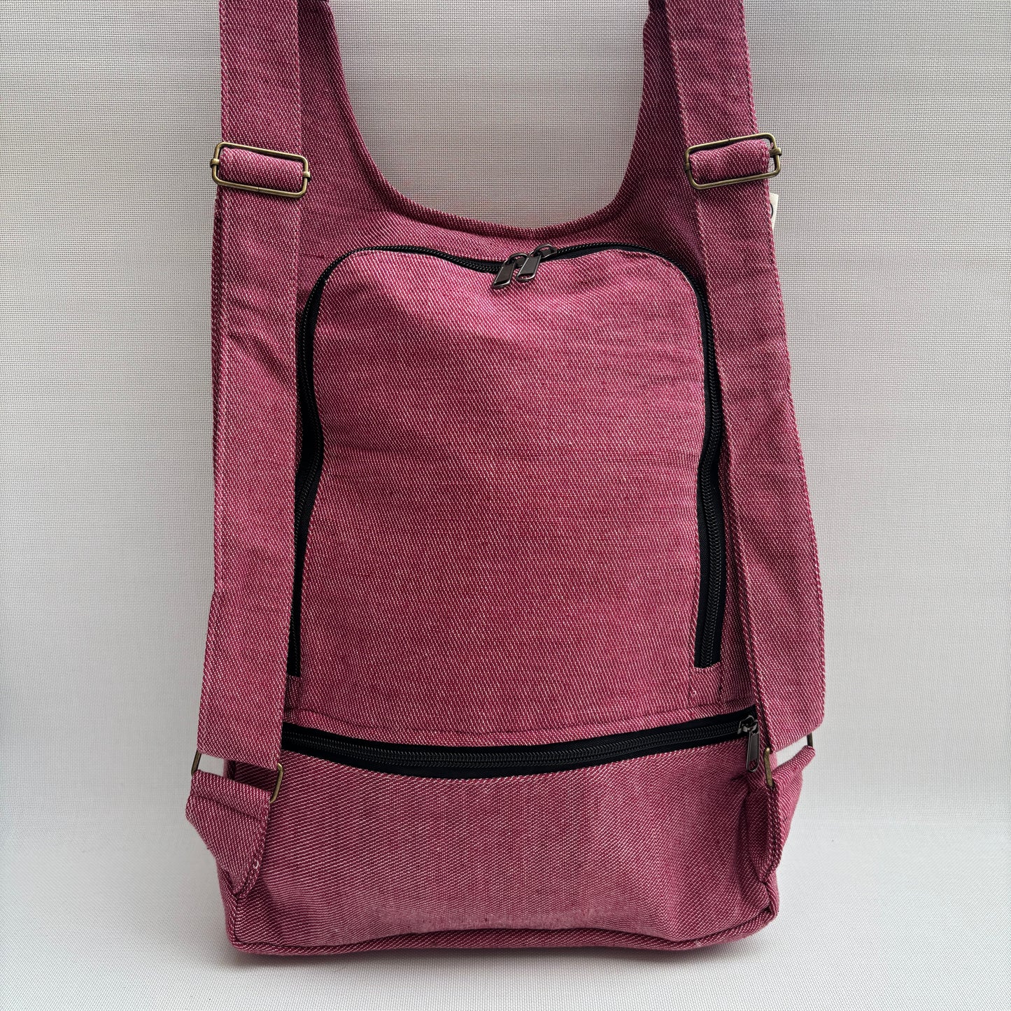 Mochila Multibolsillos "Sagarmatha" Jeans Rosado Rosas · Pieza 17409