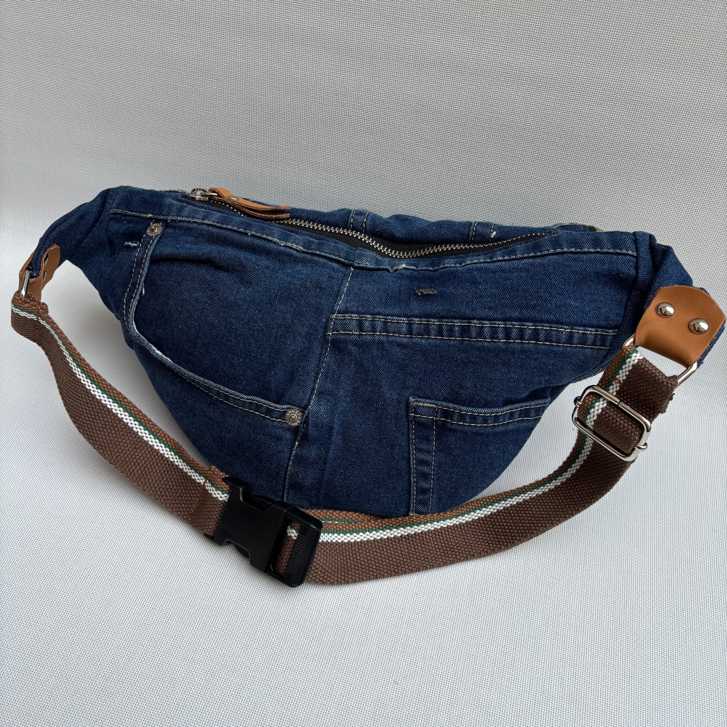 Riñonera RetroChic “Belt Edition” ♻️ Jeans Recycled ♻️ · Edición Limitada · Pieza Única Núm. 18110