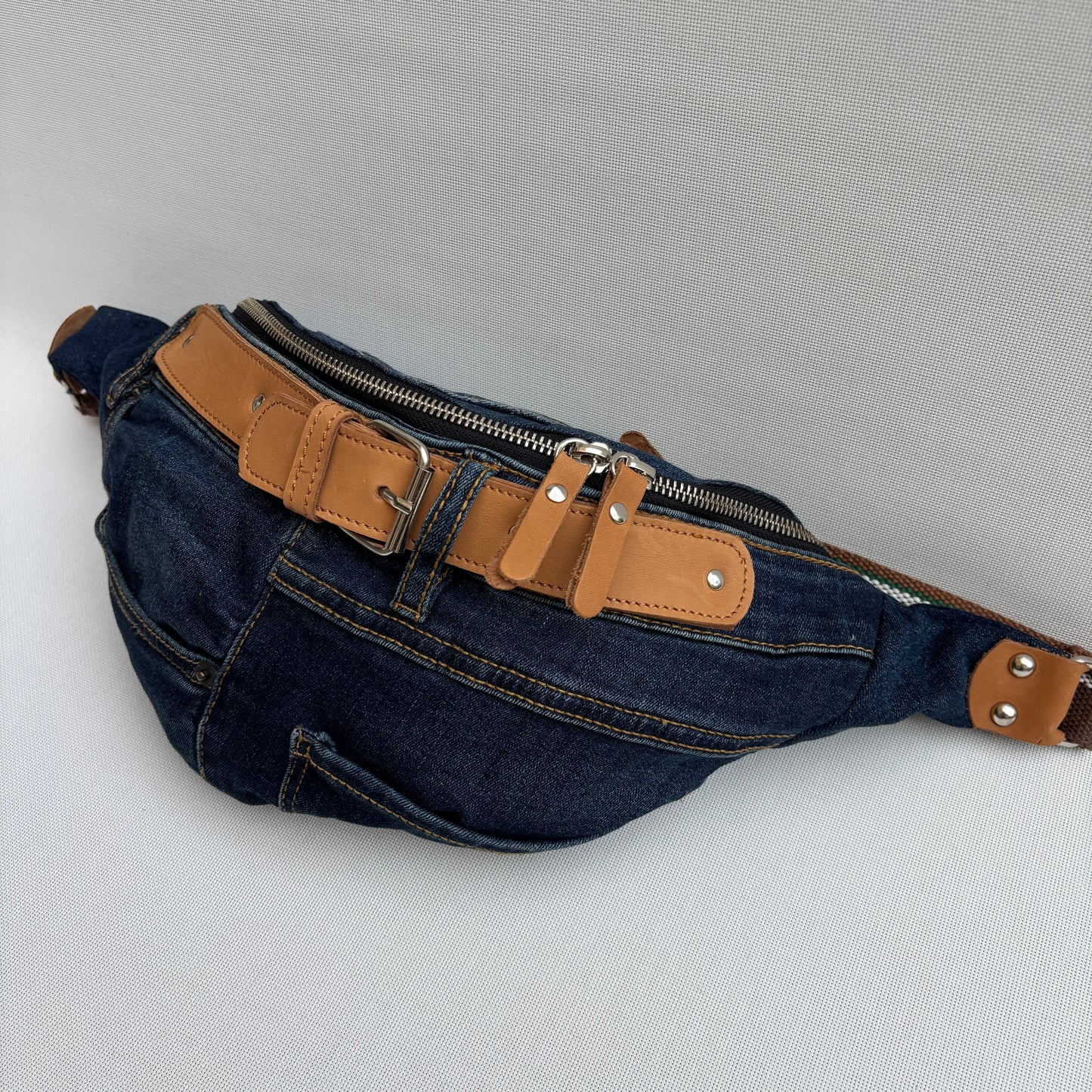 Riñonera RetroChic “Belt Edition” ♻️ Jeans Recycled ♻️ · Edición Limitada · Pieza Única Núm. 18107