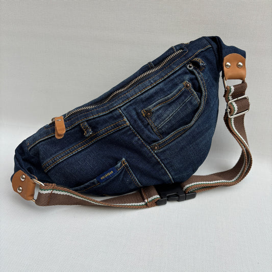 Riñonera RetroChic “Belt Edition” ♻️ Jeans Recycled ♻️ · Edición Limitada · Pieza Única Núm. 18107