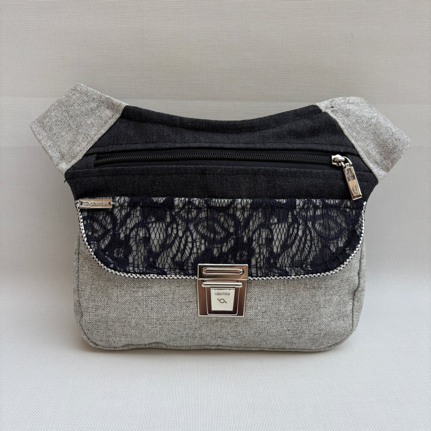 Riñonera “Elegant Gray Top” · Pieza Única Núm. 18956