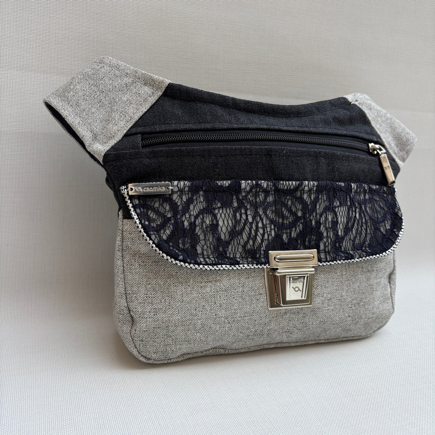 Riñonera “Elegant Gray Top” · Pieza Única Núm. 18956