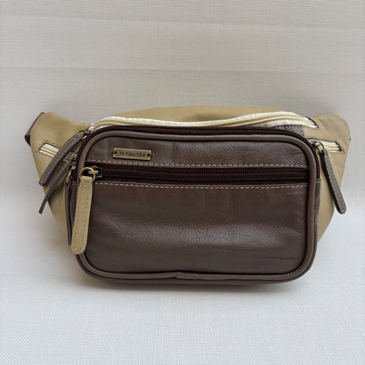Riñonera RetroChic Analia Elegant Sand · Piel · Pieza Única Núm. 18926