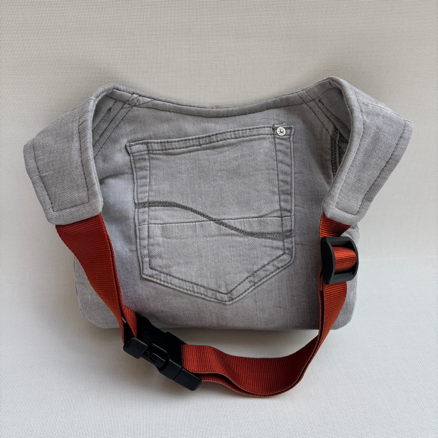 Riñonera "Nepal Rosas ♻️ Jeans Recycled ♻️ · Pieza Única Núm. 17398