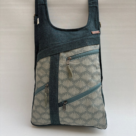 Mochila Multibolsillos Antirrobo "Patchwork" · Pieza núm. 16637