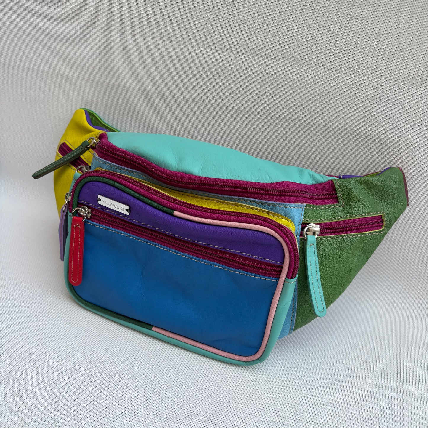 Riñonera RetroChic Analia Happy Colors · Piel · Pieza Única Núm. 18924