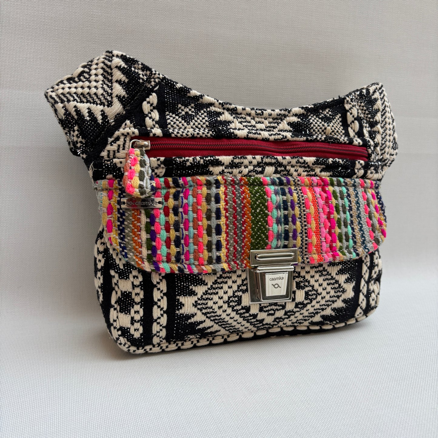 Riñonera "Tribal Contrast Black" + Bolsillo trasero · Pieza Única Núm. 18969