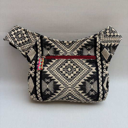 Riñonera "Tribal Contrast Black" + Bolsillo trasero · Pieza Única Núm. 18969