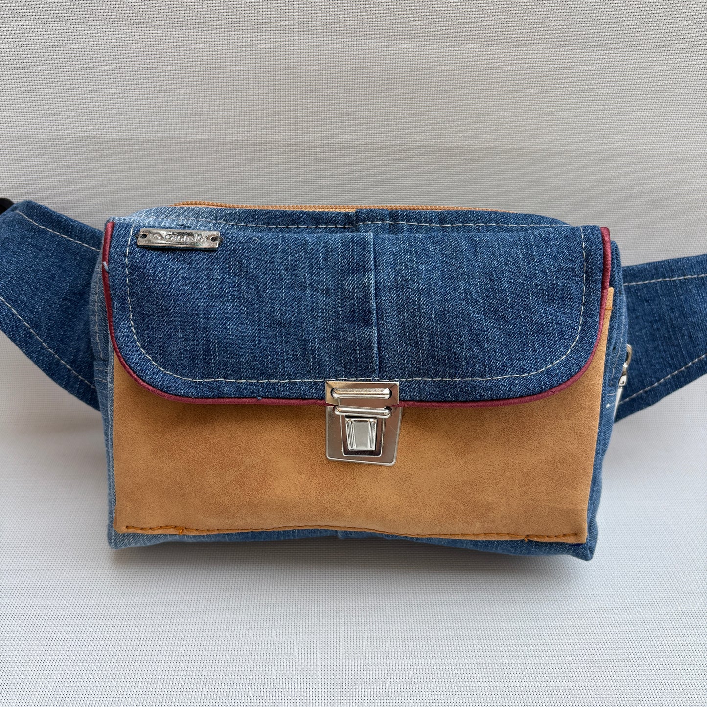 Riñonera Urban "Special ♻️ Jeans Recycled ♻️" · Pieza Única Núm. 18841